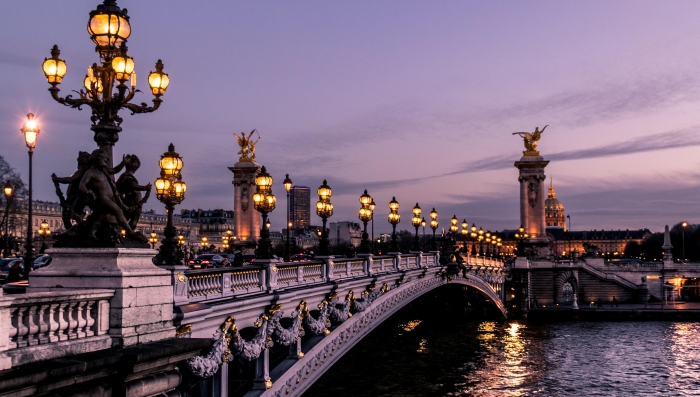 Egy este Párizsban